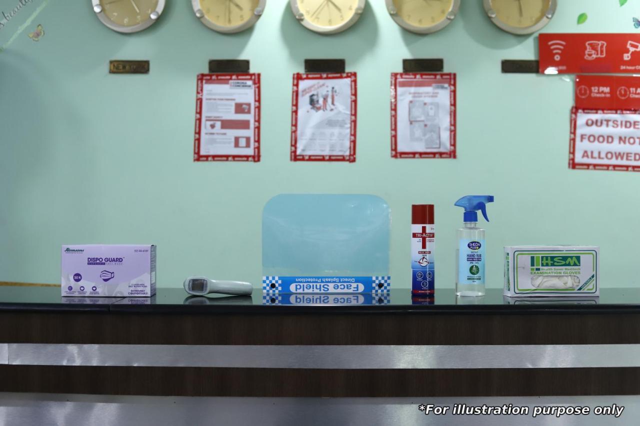 乌贾因 Oyo 79454 Shree Laxmi Palace酒店 外观 照片